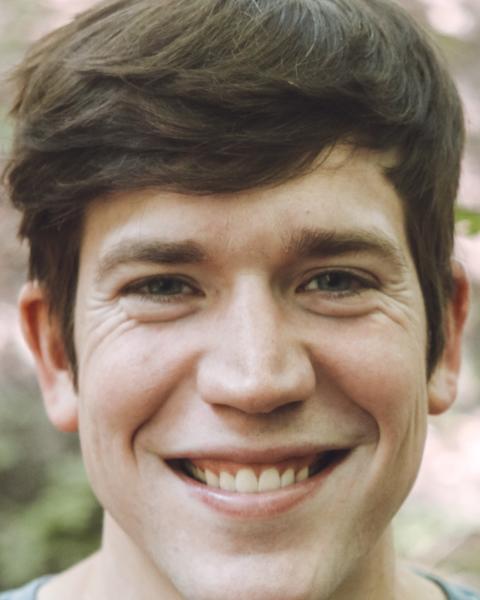 Jonathan Thompson Headshot