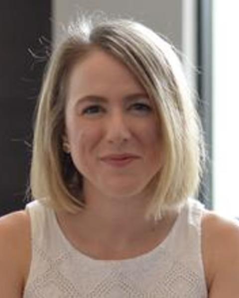 Lauren O'Neill headshot